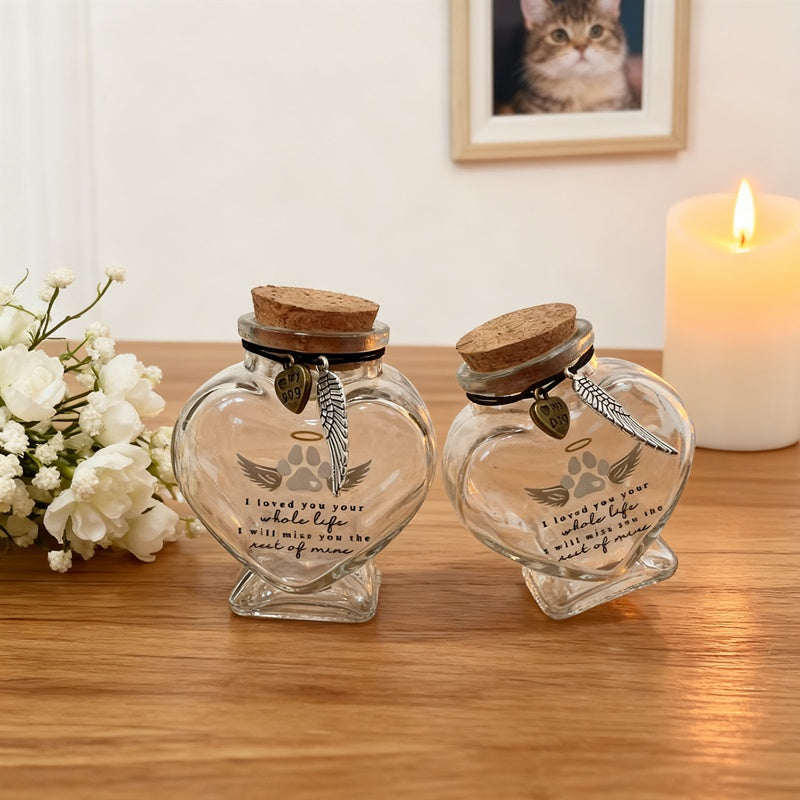 Bouteille commémorative pour les poils de chiens et de chats en forme de cœur