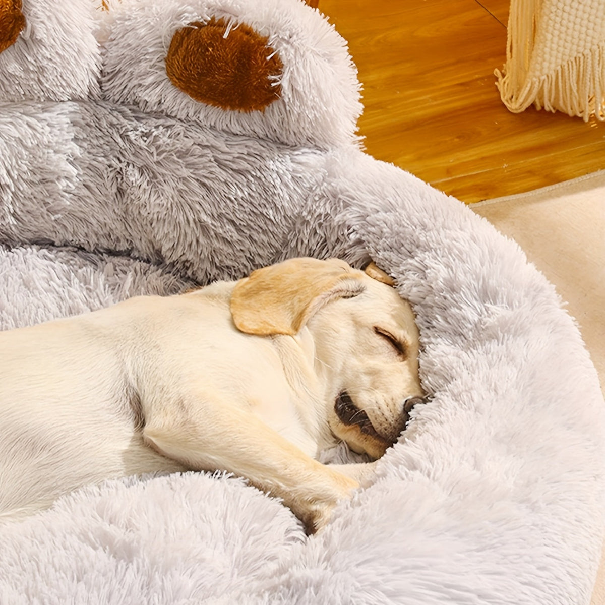Lit patte d’ours en peluche – Chaud & douillet – photo produit 4