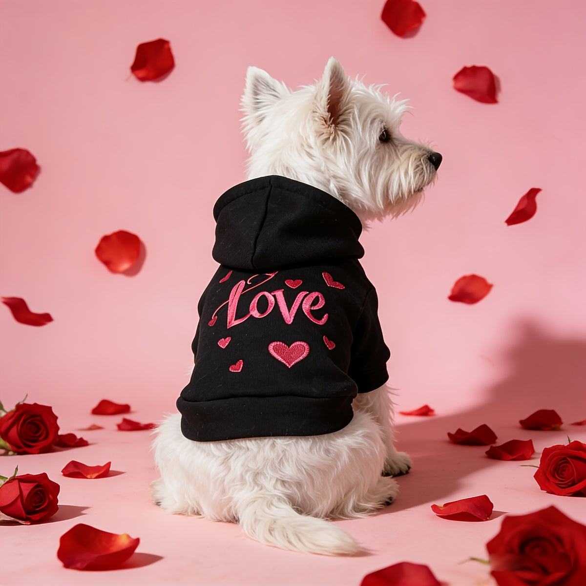 Sweat noir LOVE pour chien – Petits cœurs roses – photo produit 6