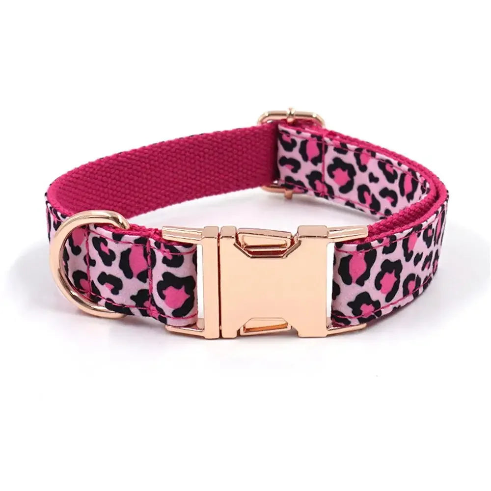 Collier + laisse léopard rose – Gravure personnalisée – photo produit 5