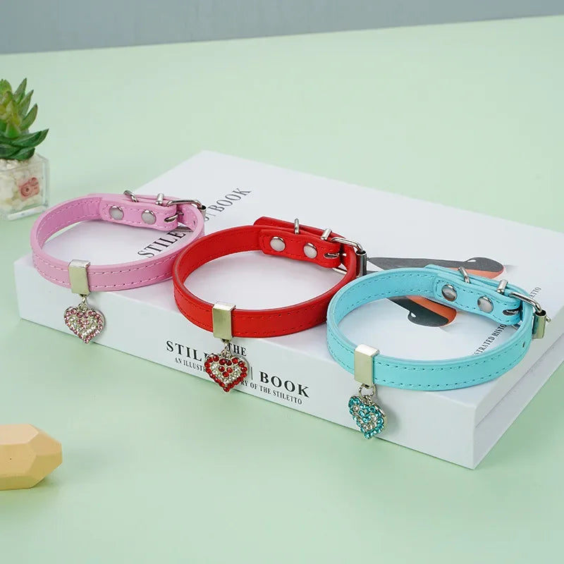 Collier en cuir avec cœur & strass – vue principale