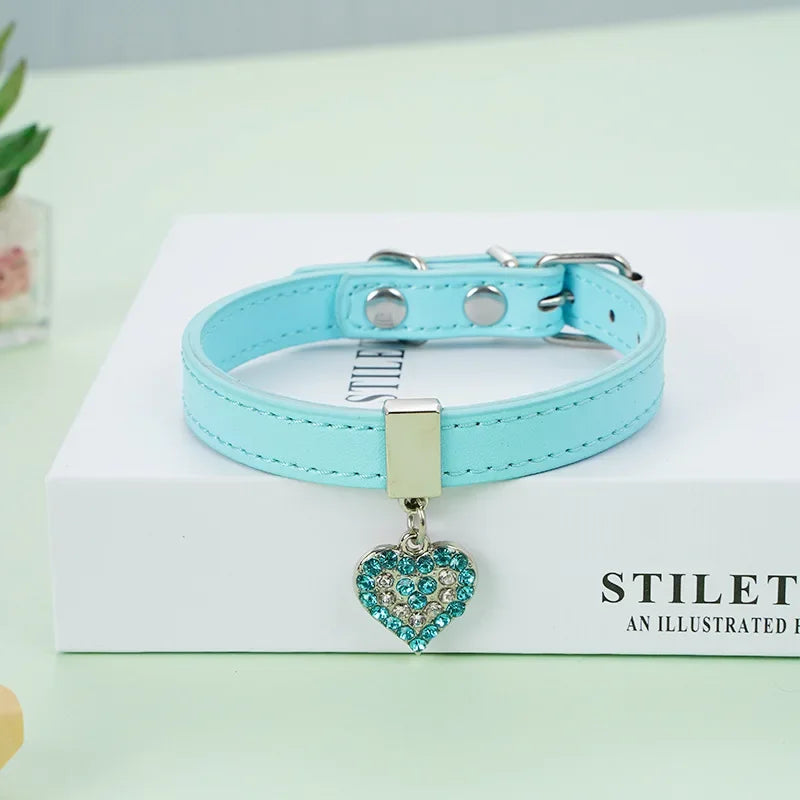 Collier en cuir avec cœur & strass – photo produit 7